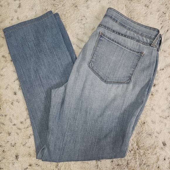 NYDJ Light Wash Jeans Sheri Slim - Picture 5 of 7